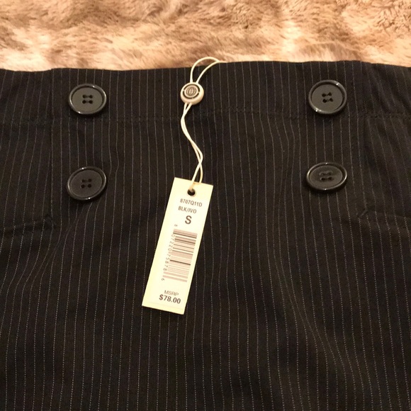 Pinstripe career pencil skirt - Picture 2 of 4